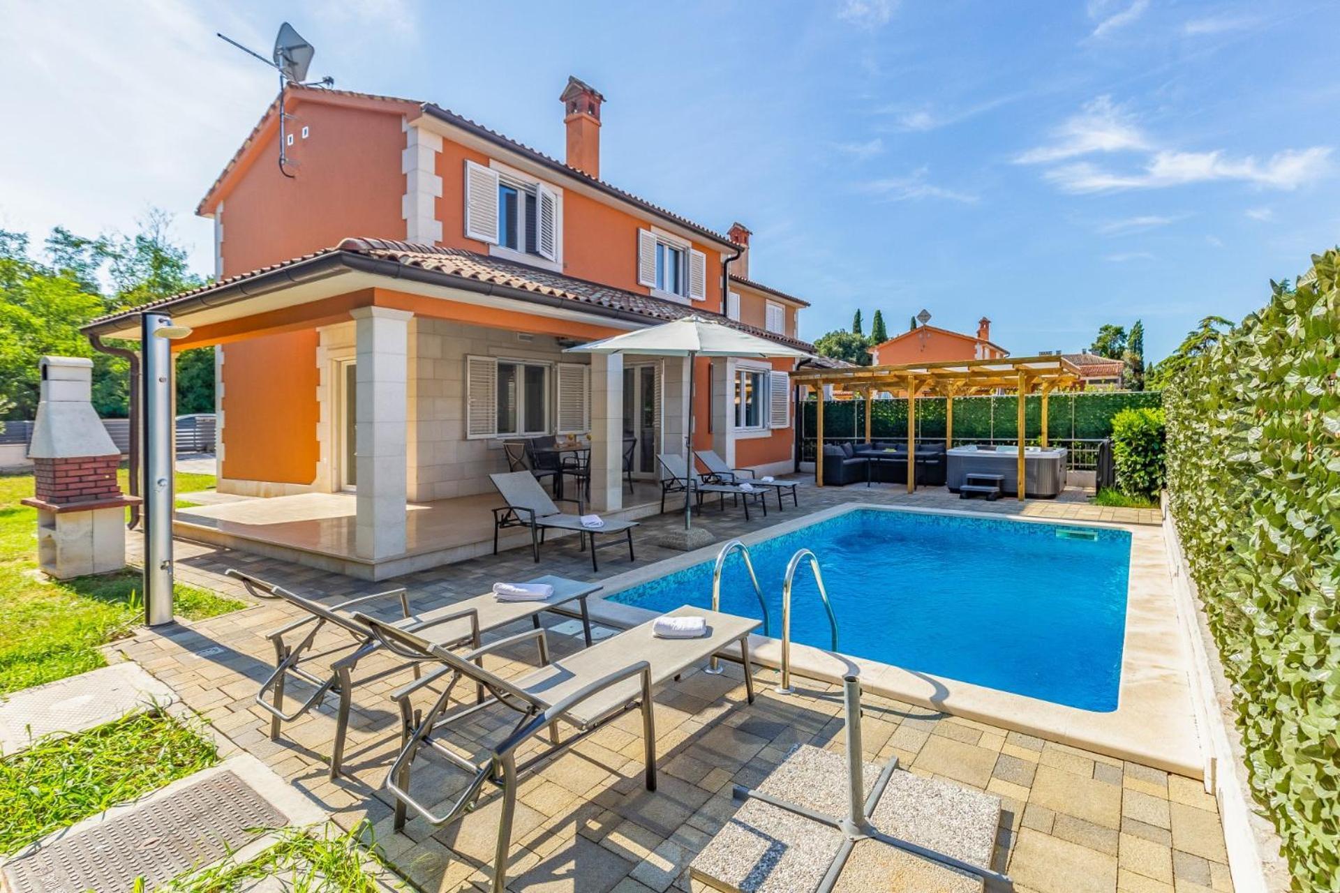 Villas Lotus With Pool And Jacuzzi Pula Extérieur photo
