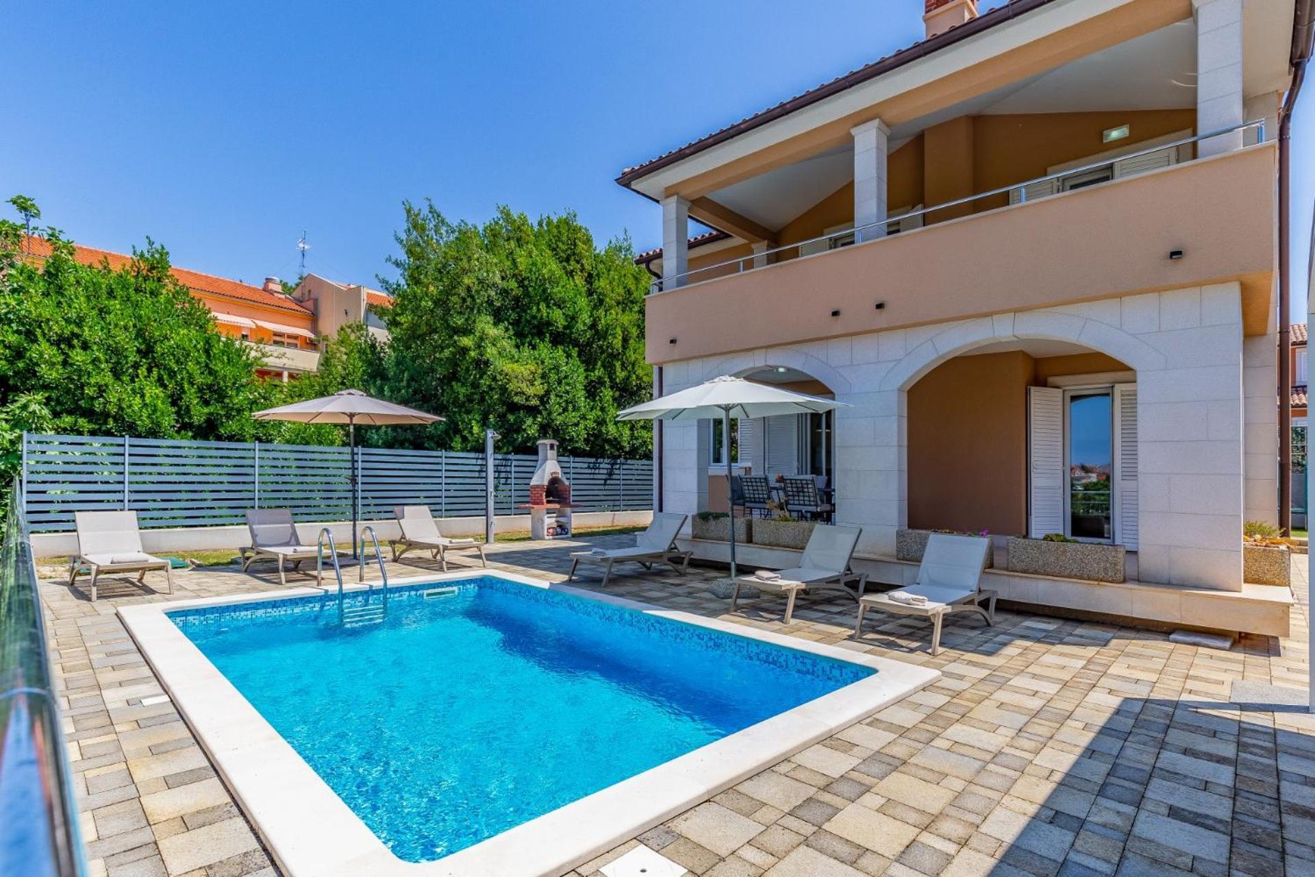 Villas Lotus With Pool And Jacuzzi Pula Extérieur photo