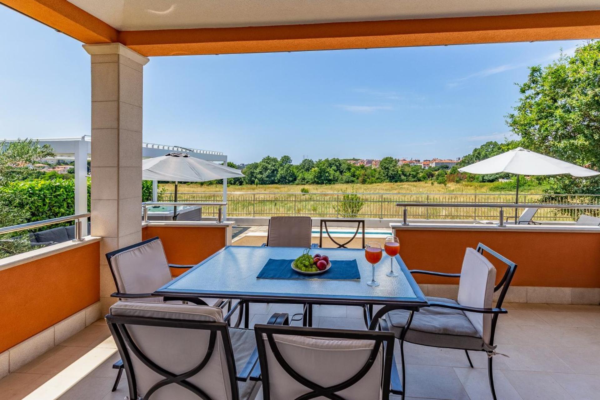 Villas Lotus With Pool And Jacuzzi Pula Extérieur photo